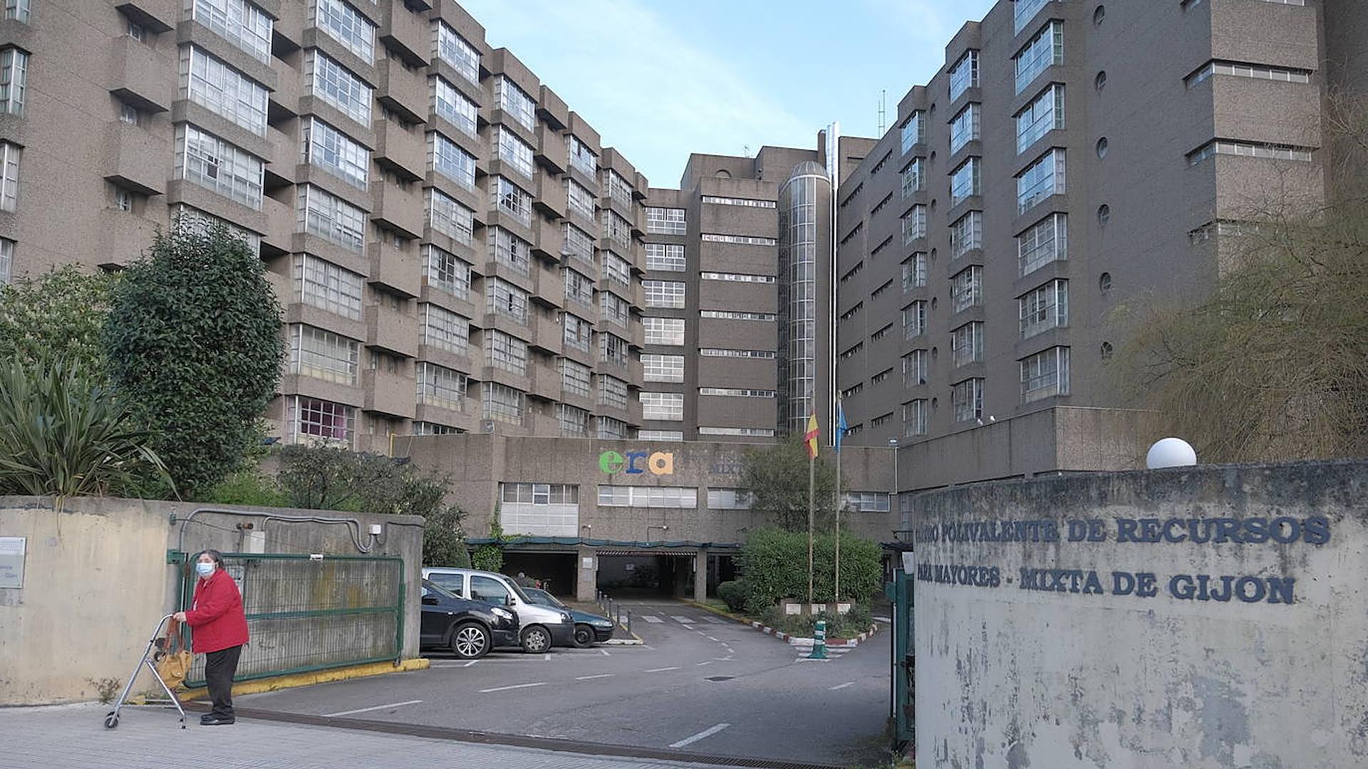 la-obra-de-la-fachada-de-la-residencia-mixta-costar-seis-millones-y